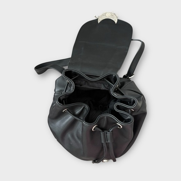 Killstar Black Silver Moon Star Chain Drop Leatherette Backpack - Gothic Witchy - Picture 5 of 10